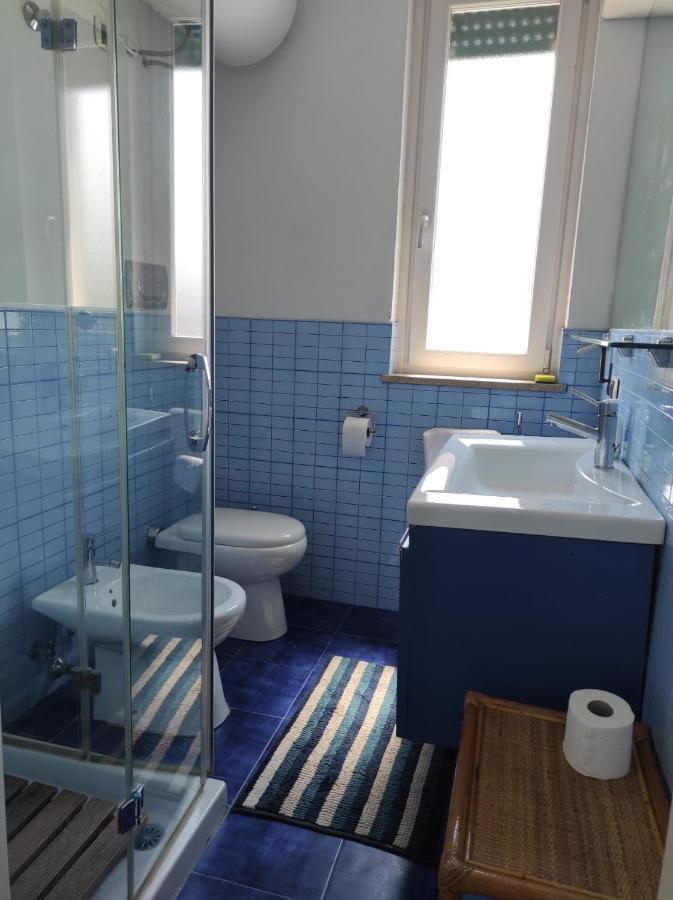Grazioso Appartamento Vicino Al Mare San Cataldo  Exterior foto